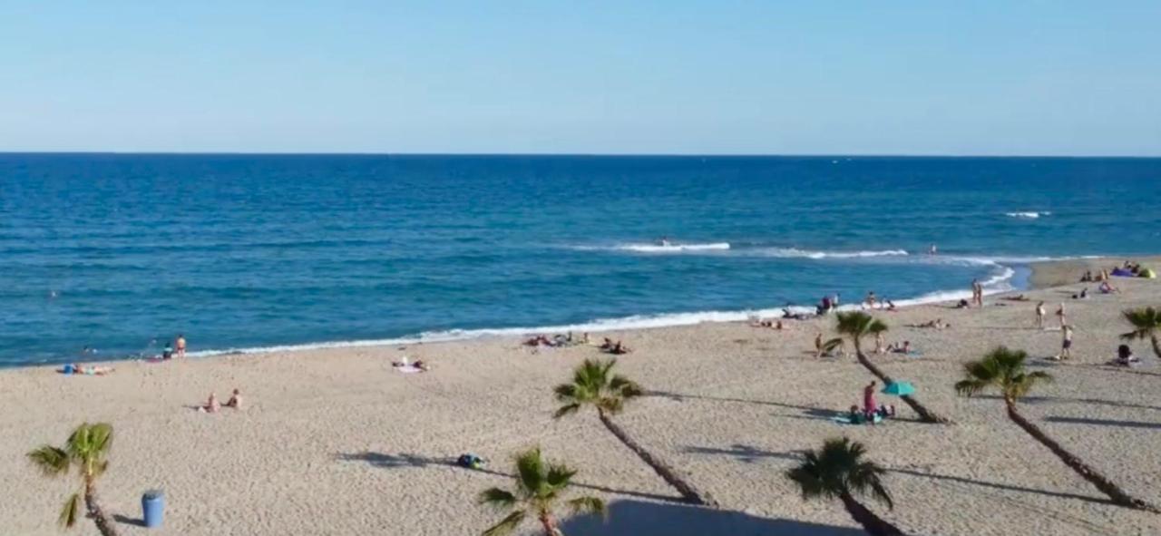 Barcaresa-Villa De Louis Piscine Vue Mer, Lydia Et Plage 乐巴凯尔斯 外观 照片